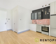 209 Montrose Avenue - Photo 1