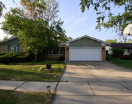 Unit for rent at 610 Walnut Lane, Elk Grove Village, IL, 60007