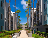 Unit for rent at 12629 El Camino Real, San Diego, CA, 92130