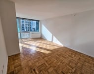 West 37th Street, Hudson Yards - Photo 1