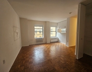 West 34th, Chelsea - Photo 1