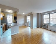 Greenwich Street - Photo 1
