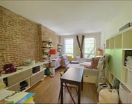 East 90th Street - Photo 1