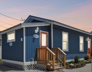 Unit for rent at 602 1/2 Skinner Boulevard, FL, 34698