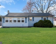 Unit for rent at 21 Oak Lane, NJ, 08087