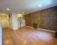 71 Pineapple Street - Photo 1