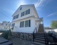 16 E Kupsch Street - Photo 1