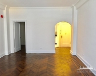 W 72nd St - Photo 1