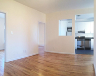 Bank Street - Photo 1