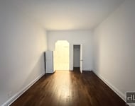 1 Avenue - Photo 1
