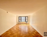 Fourth Avenue - Photo 1