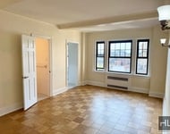 Christopher St - Photo 1