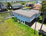 Unit for rent at 24 King Fish Lane, TX, 77541