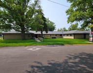 Unit for rent at 908 Greenbrier Road, IL, 60115