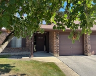 Unit for rent at 1607 Thames Court, IL, 60189