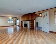 Unit for rent at 2049 Nw 9th Avenue, FL, 32603