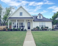 Unit for rent at 1215 Davis St, Taylor, TX, 76574