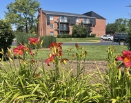 Unit for rent at 4400 W Lake Avenue, Glenview, IL, 60026