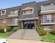 Unit for rent at 3223 W Parkway Drive, Northbrook, IL, 60062