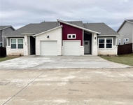 Unit for rent at 105 Zayd Ct, Jarrell, TX, 76537