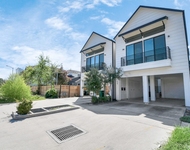 Unit for rent at 732 W 22nd Street, Houston, TX, 77008