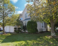 Unit for rent at 27 Pin Oak Drive, North Brunswick, NJ, 08902