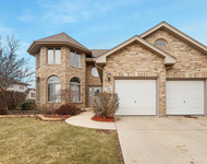 Unit for rent at 520 N Veterans Parkway, Addison, IL, 60101