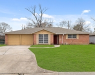 Unit for rent at 414 Grantham Road, Baytown, TX, 77521