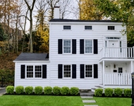 Unit for rent at 94 Main Street, Roslyn, NY, 11576