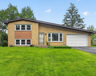Unit for rent at 15 W 56th Street, Westmont, IL, 60559