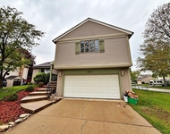 Unit for rent at 800 W Beechtree Lane, Bartlett, IL, 60103
