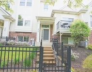 Unit for rent at 470 Grosvenor Lane, Aurora, IL, 60504