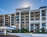 Unit for rent at 6 Belleview Boulevard, BELLEAIR, FL, 33756