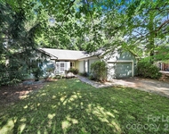 Unit for rent at 3421 Crescent Knoll Drive, Matthews, NC, 28105