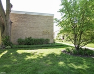 Unit for rent at 400 Park Avenue, Highland Park, IL, 60035