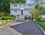 Unit for rent at 8 Lee Gray Court, Glen Cove, NY, 11542