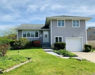 Unit for rent at 4 Willow Place, Hicksville, NY, 11801