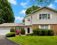 Unit for rent at 21 Redwood Court, Glen Cove, NY, 11542