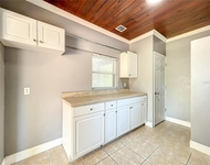 Unit for rent at 1006 E 11th Avenue, MOUNT DORA, FL, 32757