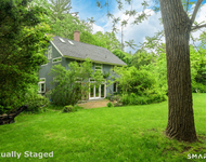 Unit for rent at 32 West Avenue, Essex, CT, 06426