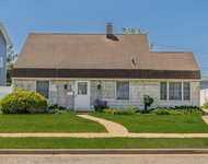 Unit for rent at 68 Crescent Lane, Levittown, NY, 11756