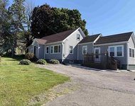 Unit for rent at 1420 Woodbury, Portsmouth, 03801