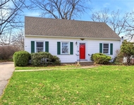 Unit for rent at 37 Oakmount Drive, Rochester, NY, 14617