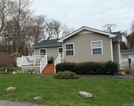 Unit for rent at 8 Castle Street, East Patchogue, NY, 11772