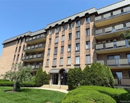 Unit for rent at 175 Maple Avenue, Westbury, NY, 11590