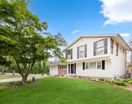 Unit for rent at 25 Adrienne Lane, Hauppauge, NY, 11788