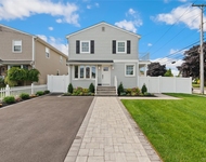 Unit for rent at 3914 Waverly Avenue, Seaford, NY, 11783