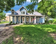 Unit for rent at 305 Main Street, Roanoke, TX, 76262