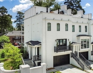 Unit for rent at 3667 Peachtree Road Ne, Atlanta, GA, 30319