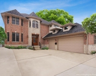 Unit for rent at 507 Locust Road, Wilmette, IL, 60091